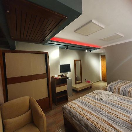 Oxford Hotel & Restaurant Kaherah Luaran gambar