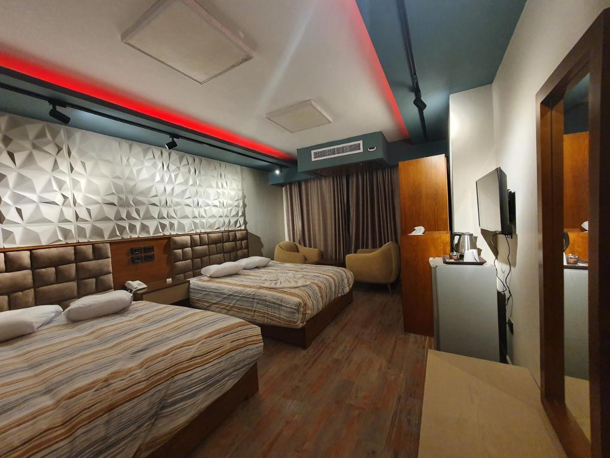 Oxford Hotel & Restaurant Kaherah Luaran gambar